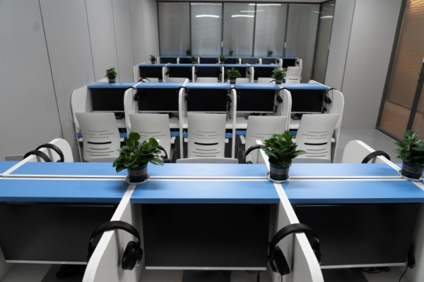 深圳大朋友中考复读学校：重塑梦想赢战中考，成就卓越未来