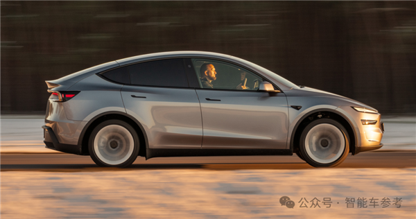 特斯拉财报太惨！马斯克紧急投产廉价版Model Y