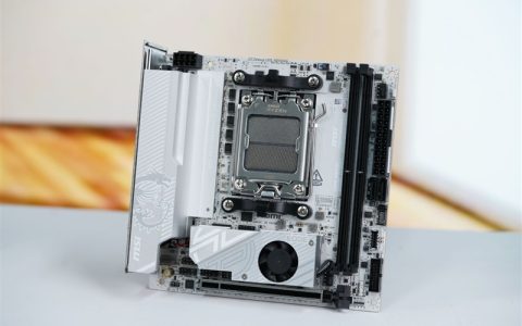 微星MPG B850I EDGE TI WIFI刀锋 钛主板评测：小巧强悍 200W功率释放还有满血Wi-Fi 7和5G有线网