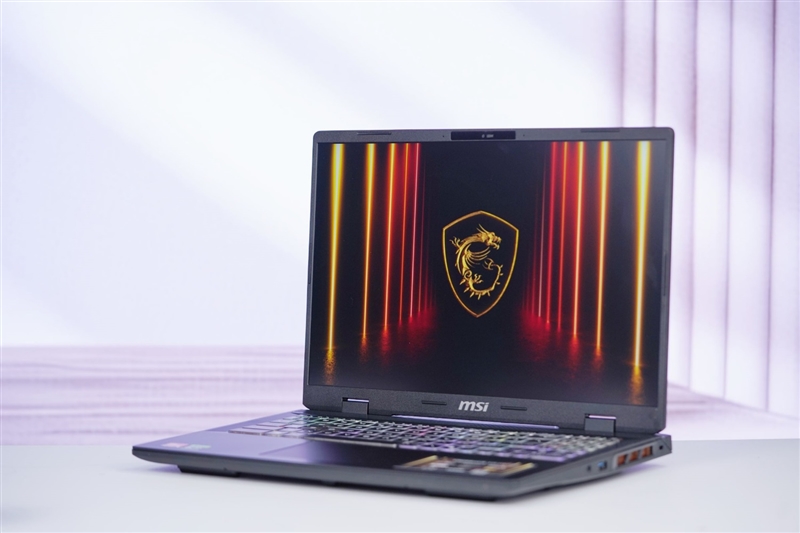 微星神影16锐龙版评测：锐龙7945 HX配合RTX 5070游戏生产力兼顾 体验同价无敌