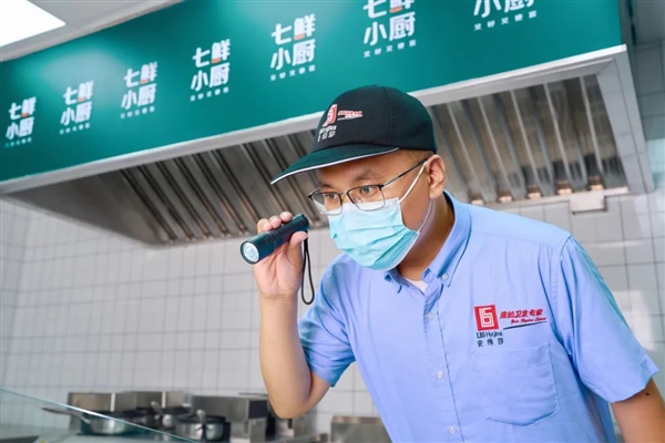 京东计划三年内建设1万家七鲜小厨:外卖现炒现做 后厨24小时直播