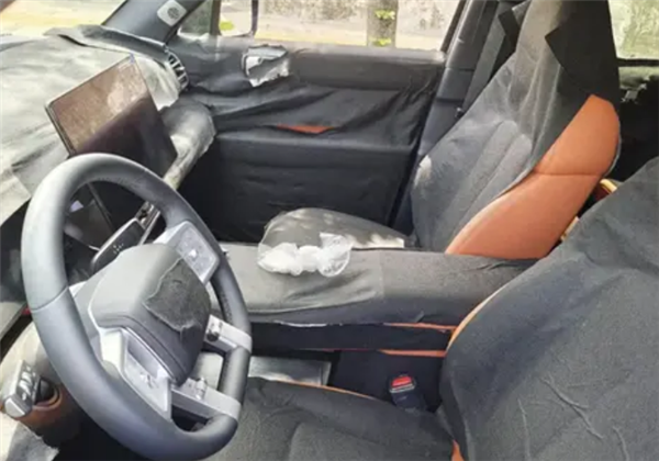 30万级SUV新玩家！方程豹钛7内饰首曝：四季度上市