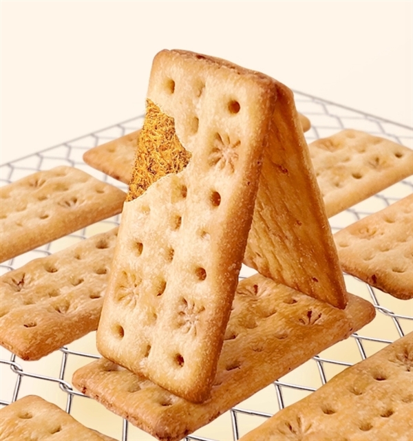 真肉松+进口黄油：Mixx牛肉馅酥脆饼14.9元62片大促