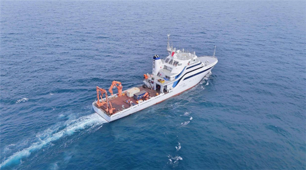 我国首艘！海洋级智能科考船“同济”号交付