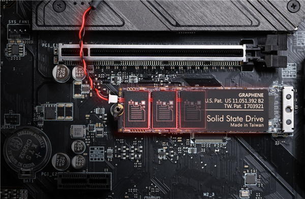 十铨发布自毁首款SSD：一键毁灭全部数据 断电也不怕