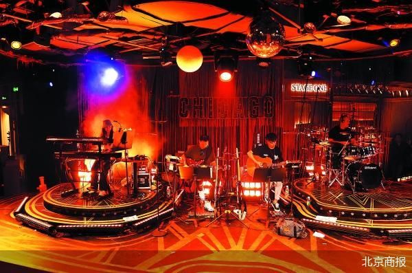 开心麻花：打破“第四堵墙”与观众戏剧共创