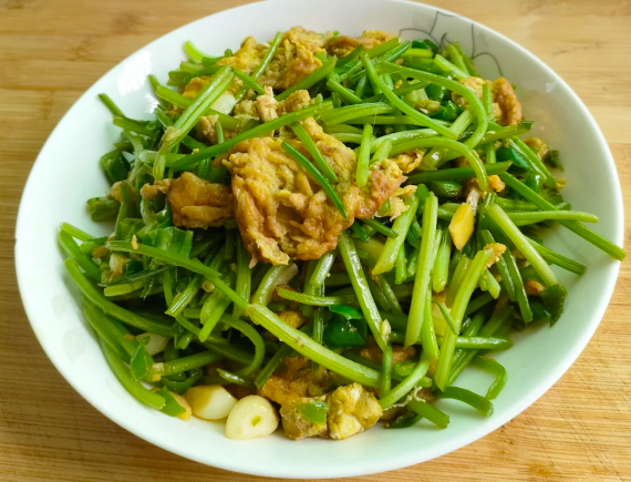 不起眼的“喂猪菜” 在美国卖到300元一斤！竟然还抢疯了