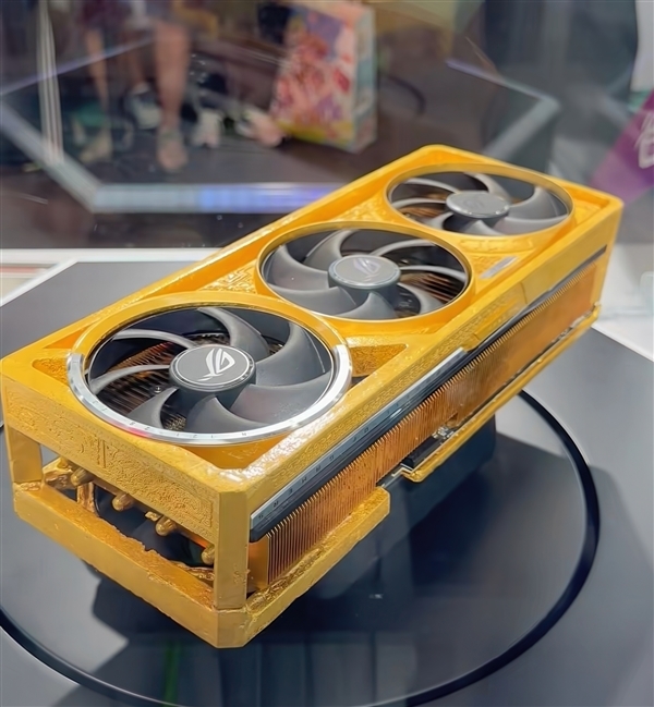 近1.4万元溢价90%!华硕RTX 5080黄金版开卖 但没有金子