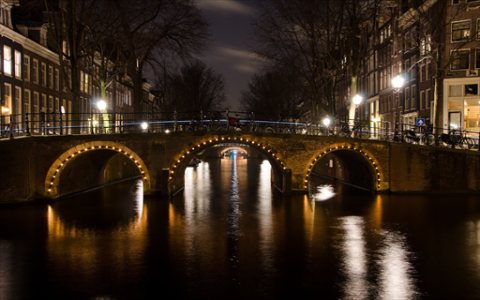 7月电竞显示器线上TOP10解析：谁在暴涨173%，谁在悄然失意？