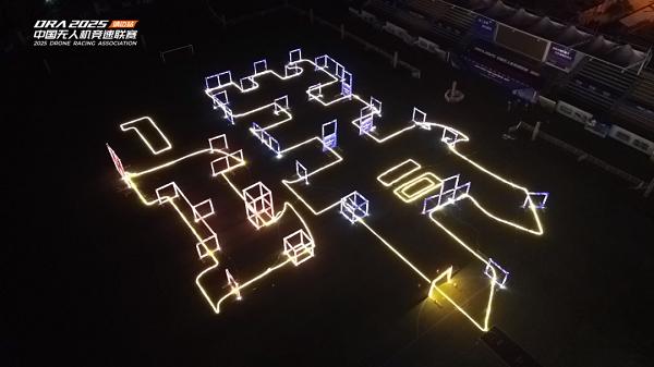 塞上驼城，“靖”请翱翔。2025年中国无人机竞速联赛第七站在靖边盛大开幕 