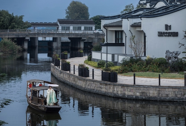 万达生活方式酒店：以价值共创重塑旅居新生态 