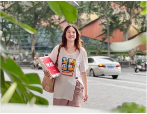 必胜客薄底披萨：生活的酥脆注脚 