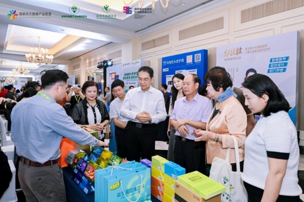 深圳健康产业再添标杆！健康快车益生菌荣膺"深圳健康手信"称号