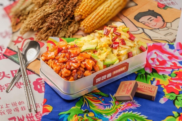 东北盒饭逆袭：嘎嘎香品牌如何用锅气征服1.8亿人的胃 