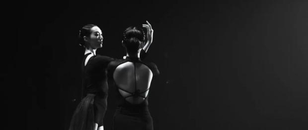 以星空为名｜师生共创原创现代舞剧场《星之梦舞》 