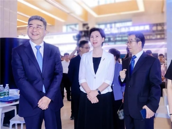 网龙多位专家受邀出席全球教育盛会，共探未来教育新范式