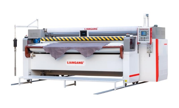 连港智造定义皮革辊涂行业新标杆：智能服务升级、国际巨头认证、展会实力引领 