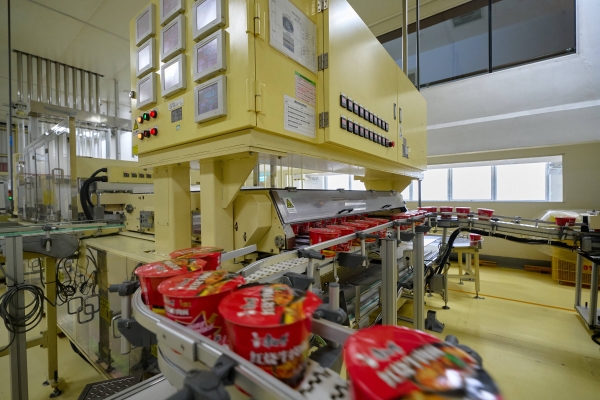 多卖16亿包，中国方便面持续受宠 