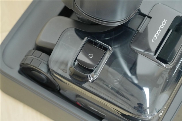 首创泡沫洗地！石头智能洗地机A30 Pro Ultra发布图赏