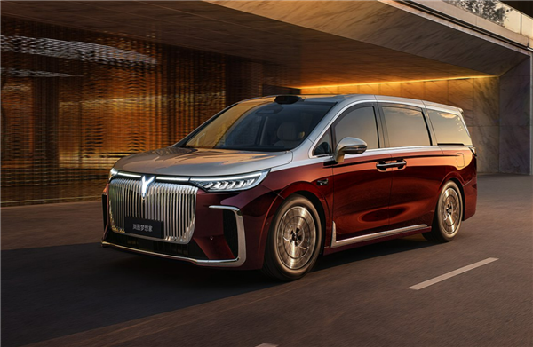 “鲲鹏”即将展翅？岚图汽车正在酝酿资本首秀