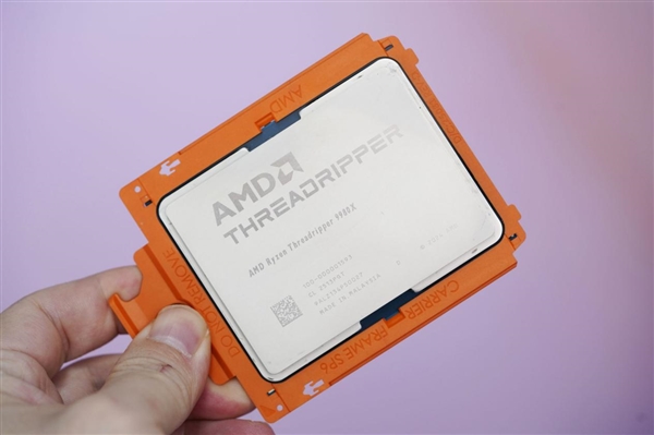 最强桌面CPU！AMD锐龙线程撕裂者9970X/9980X图赏