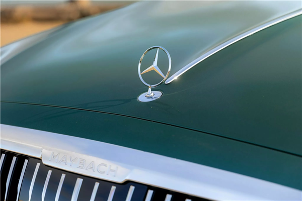 621马力V12大心脏！顶级奢享迈巴赫S680限量版亮相