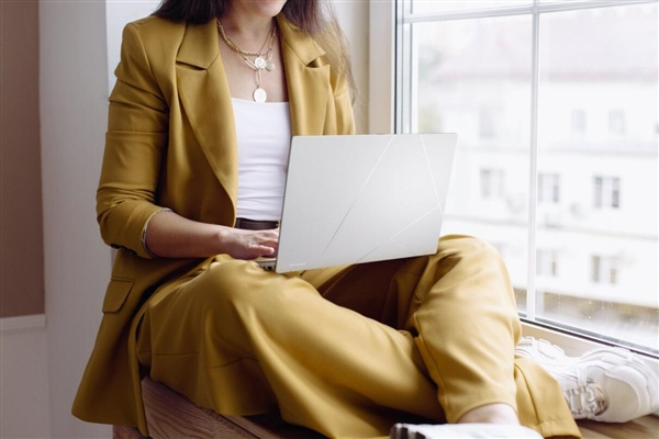 华硕灵耀14 2025暑期大促：2.8K好屏+18h续航 三重福利直击底价