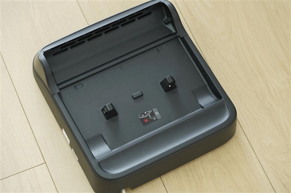 首创泡沫洗地！石头智能洗地机A30 Pro Ultra发布图赏