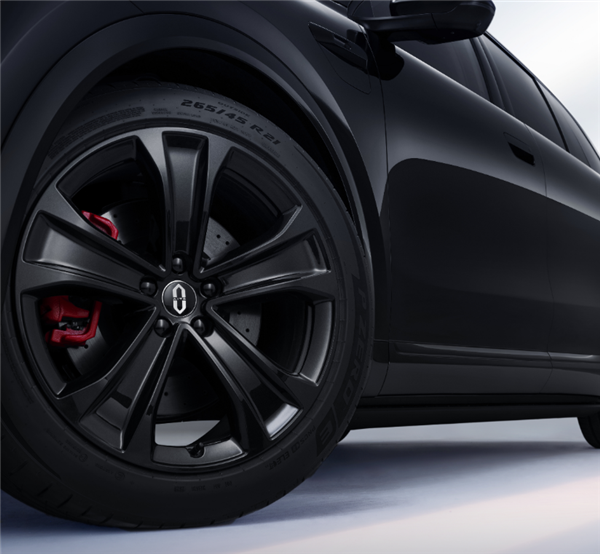 用上分布式4D毫米波雷达矩阵：全新问界M7重磅信息公布！