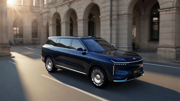 1500km电车体验 自带超充桩！智己“恒星”超级增程技术办到了