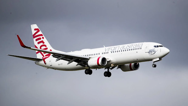 维珍航空一航班9分钟急降近9000米：降落后乘客鼓掌庆祝还活着