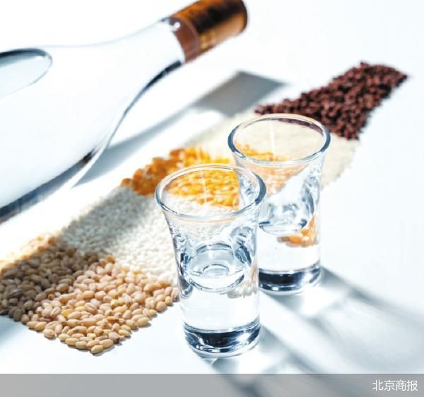 频推低度酒 白酒企业拥抱“消费驱动”