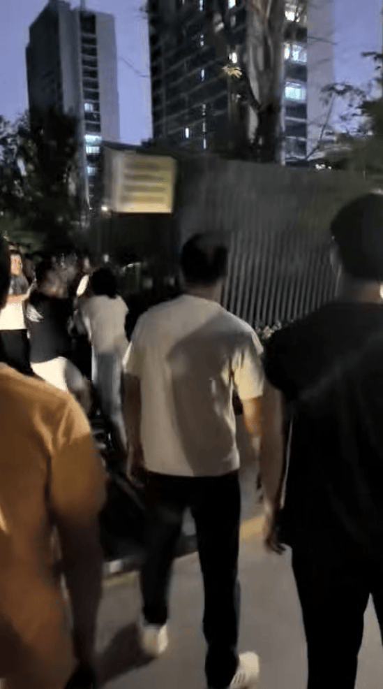 百万房价小区里的公租房，两边住户都委屈