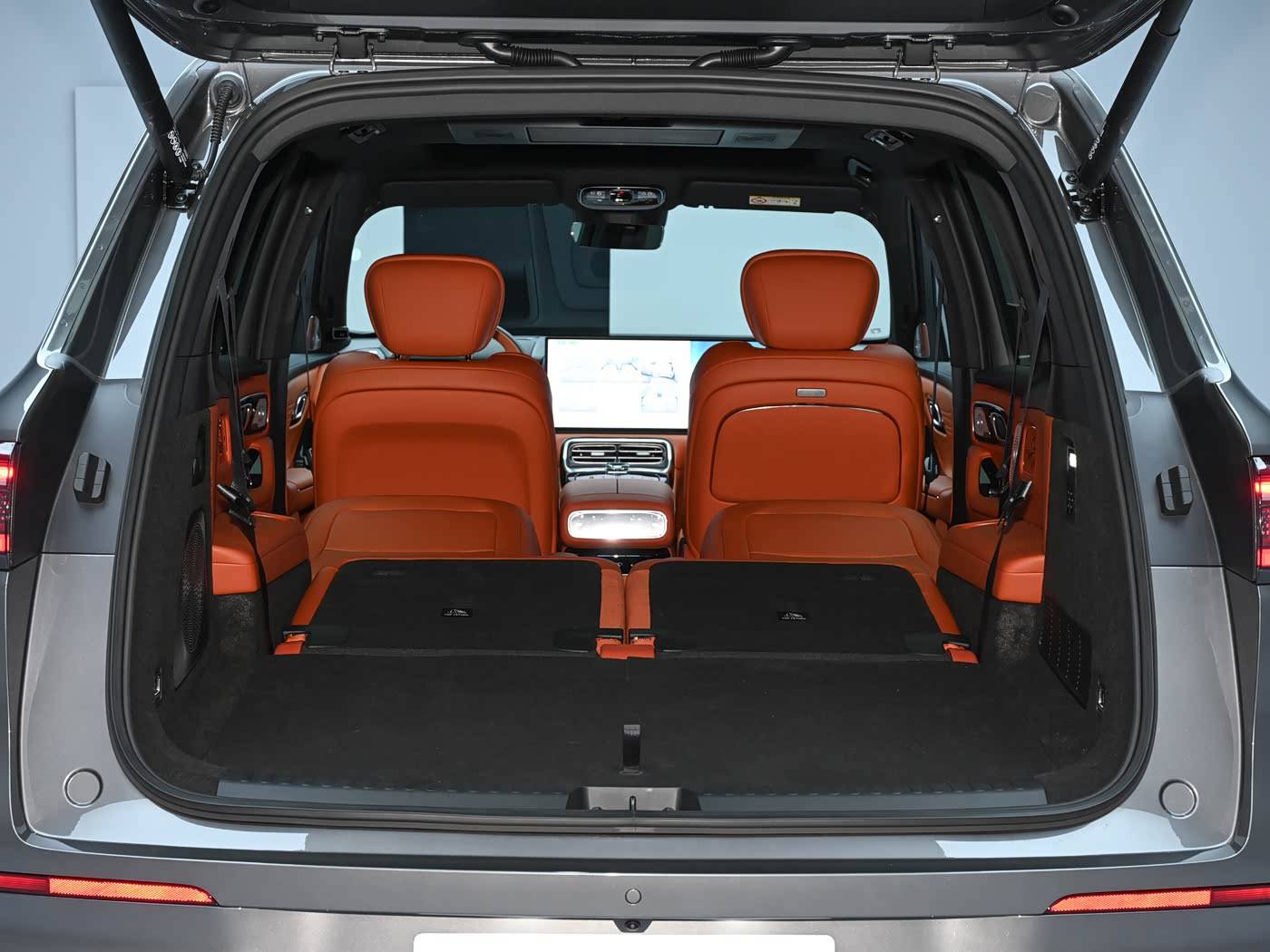 20万级满配大6座SUV，吉利银河M9凭什么叫“家庭用户救星”？