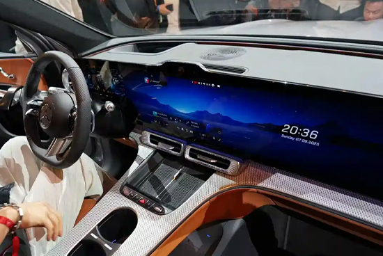 奔驰GLC EV慕尼黑车展首发，外观内饰大升级，续航还超735km！