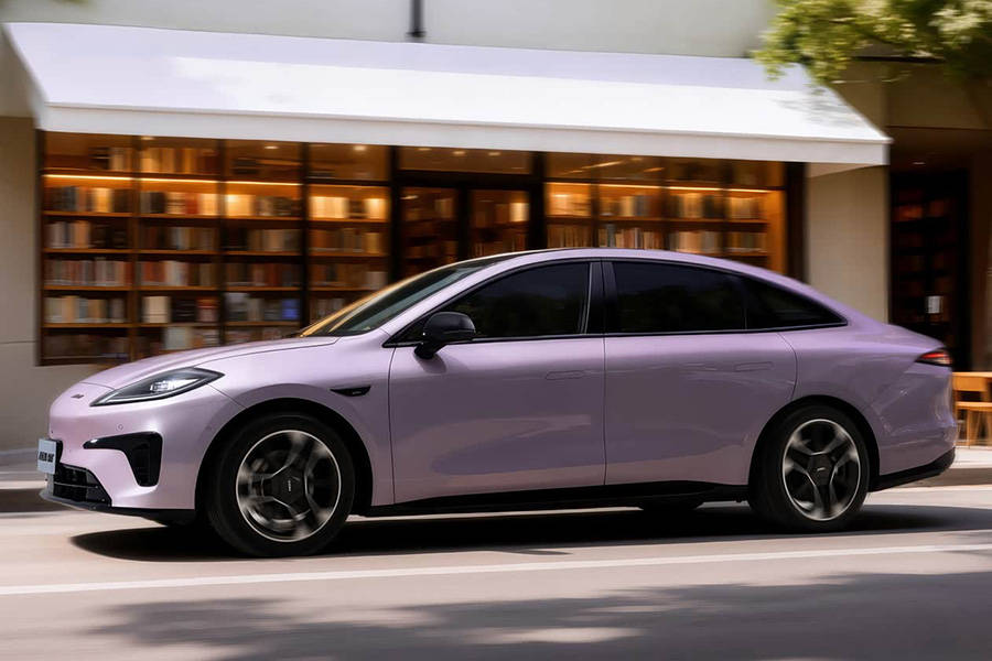 0分钟充200km！激光雷达加持，埃安AION RT仅9.98万开卖，性价比炸裂！