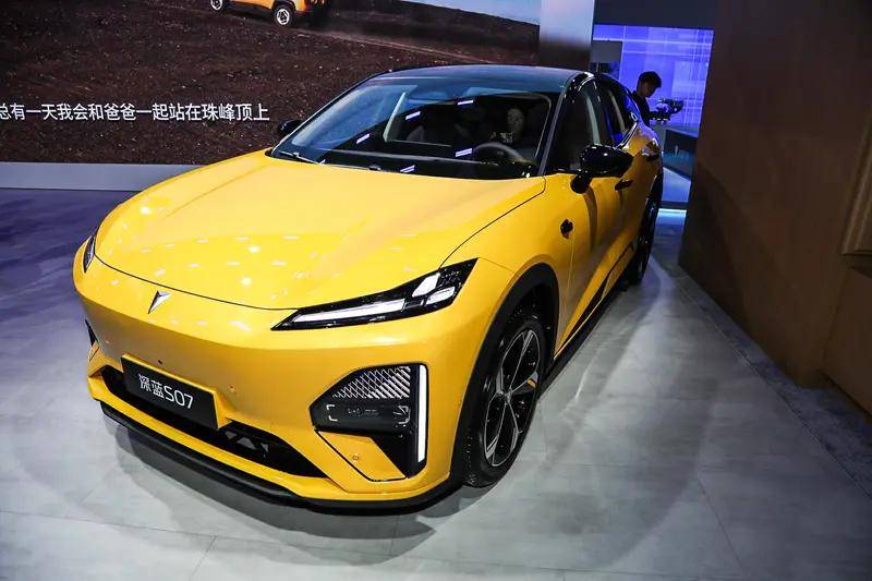 15.69万起标配华为ADS！深蓝S07上市：2900mm轴距+520km续航