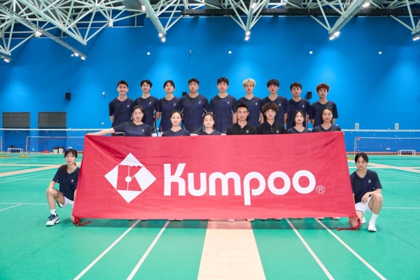 薰风KUMPOO助力代言战队北大高水平队斩获双冠，共筑青春羽球梦