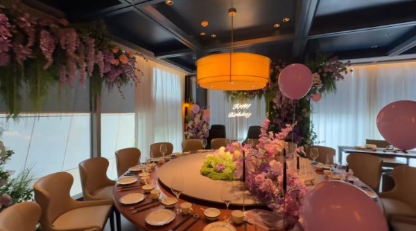 吴晓波探店徐记海鲜：在5万亿餐饮红海中，读懂“难而正确”的长期主义 