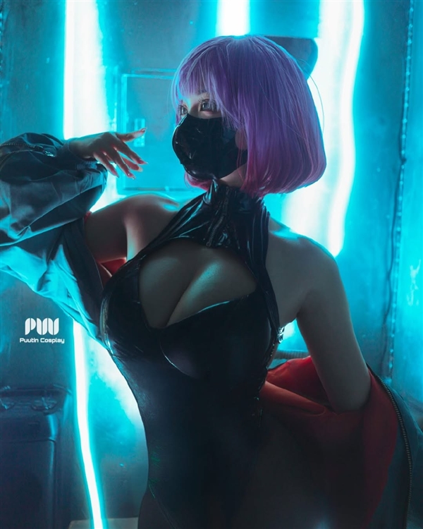 日本妹晒Cos《尼尔》2B对比照 完美还原游戏美女