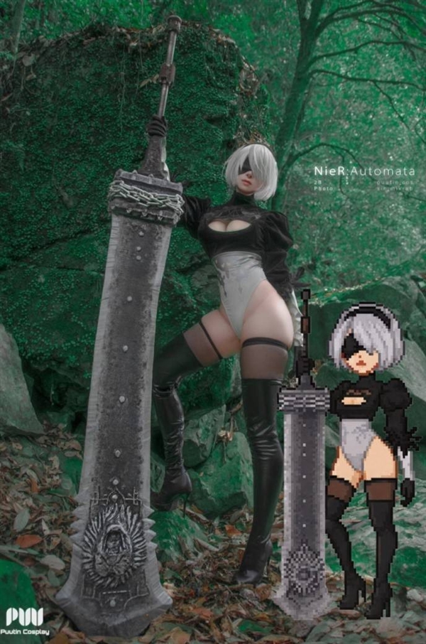 日本妹晒Cos《尼尔》2B对比照 完美还原游戏美女