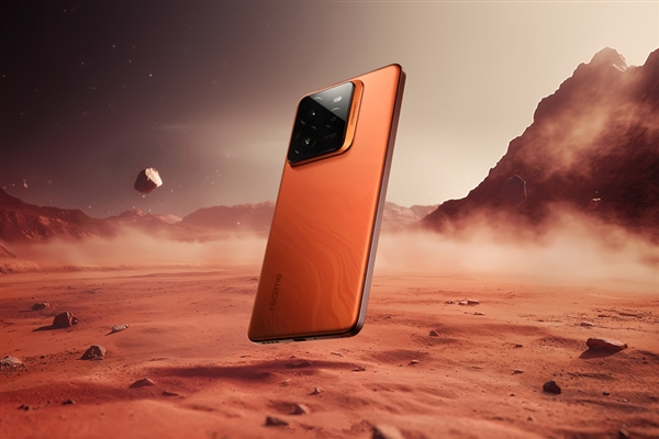 徐起上手真我GT8 Pro：去公共场合都鬼鬼祟祟 怕被拍