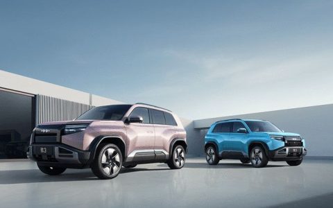 方程豹钛3Ultra版上市售14.98万元 501km真实续航+18分钟快充