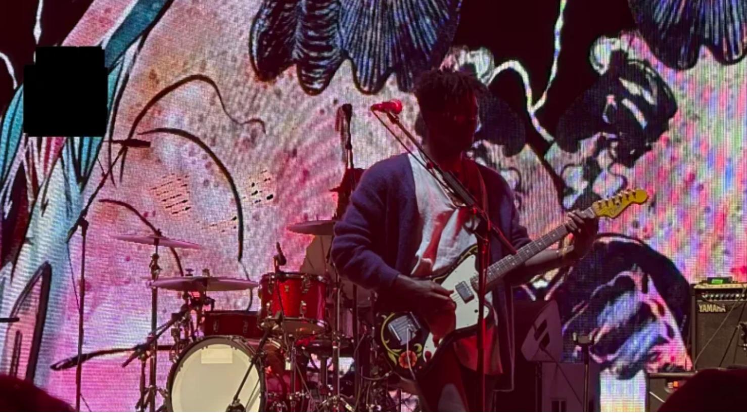 才发售就崩溃?iPhone 17相机出故障了，翻车成行业常态