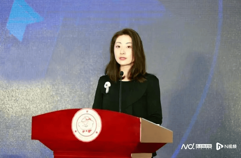 宗馥莉不在周末给一线员工发工作信息，生产力比你高21%！娃哈哈这招太狠