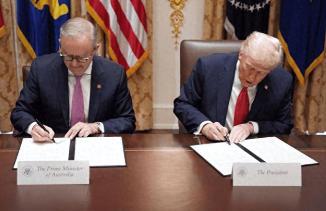 特朗普称一年后美国稀土将多如牛毛，85亿协议难掩1个致命短板：12种矿产完全进口