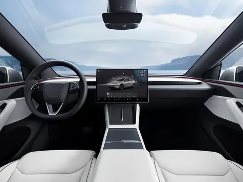 特斯拉Model Y L推8000元浅灰内饰：751公里续航+6座布局，这波配置升级值不值？