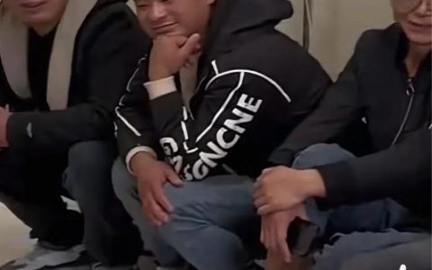 8e0907633b964576bcc189131feee3ac~tplv-tt-origin-web:gif