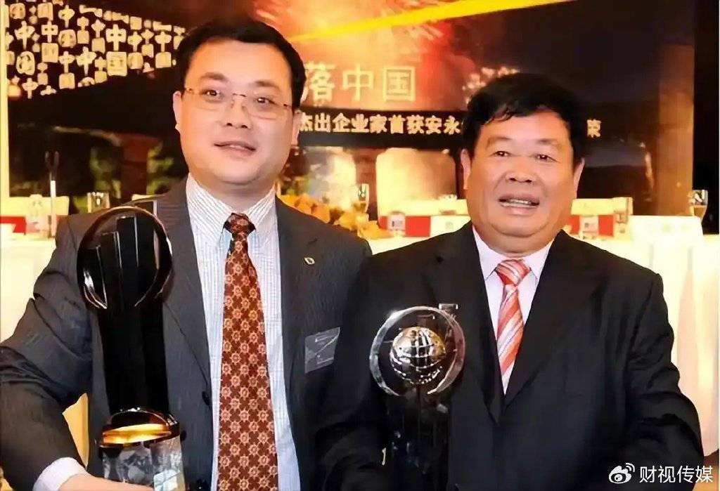 曹德旺辞去福耀玻璃董事长职务，79岁交出玻璃帝国：曹晖接得住吗？