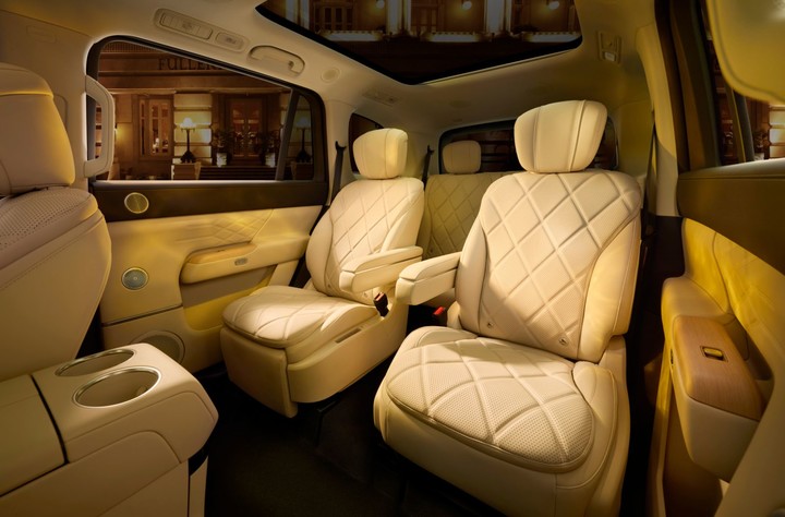 IMAX 影院装上车！「芜湖迈巴赫」奇瑞风云 T11 上市，17.99 万元起